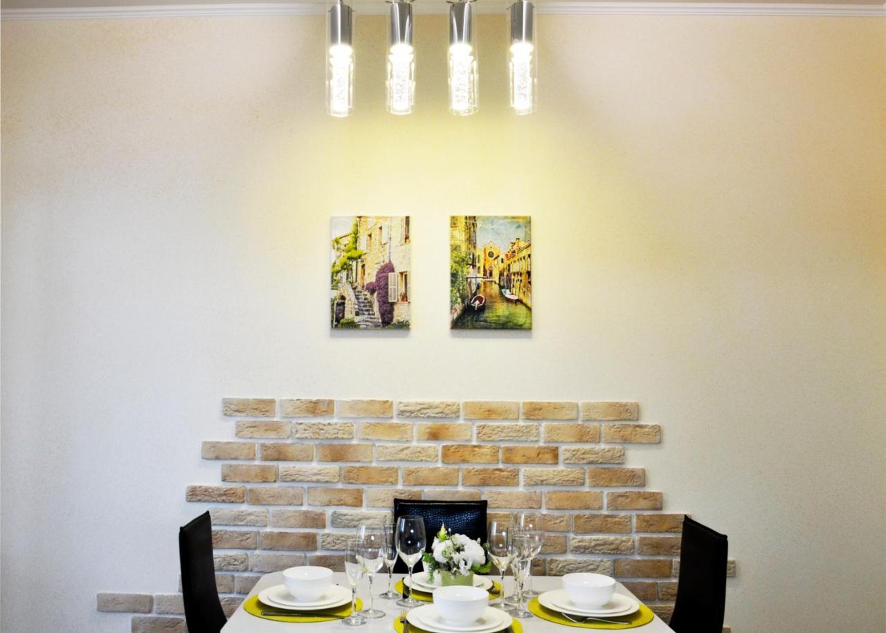 Comfort Apartments - Beautiful Suite By The Park Γκρόντνο Εξωτερικό φωτογραφία