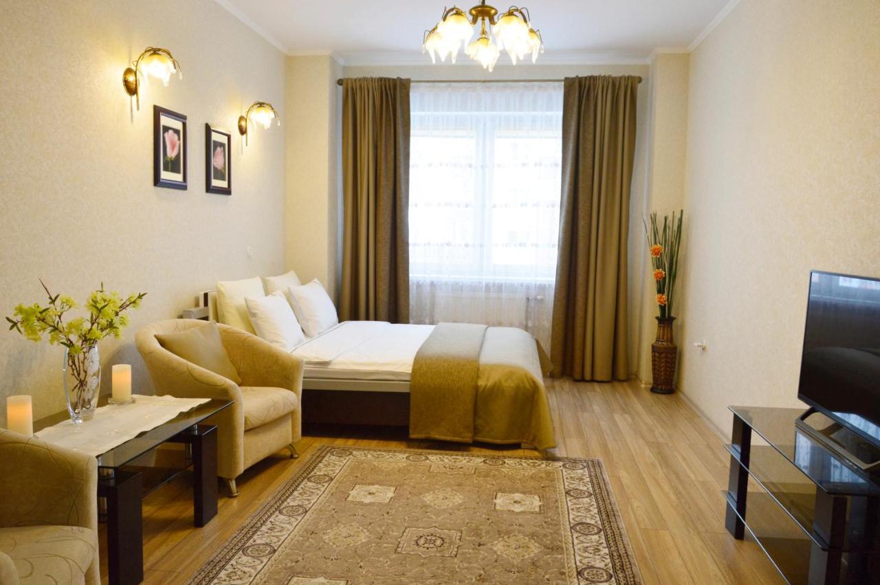 Comfort Apartments - Beautiful Suite By The Park Γκρόντνο Εξωτερικό φωτογραφία